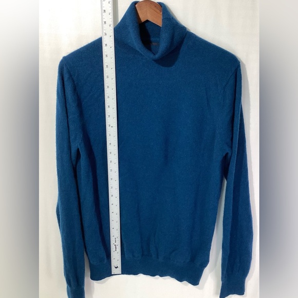 Marc Anthony Woman’s Turtleneck 100% Cashmere Size L Color Petrol Blue - Picture 9 of 10